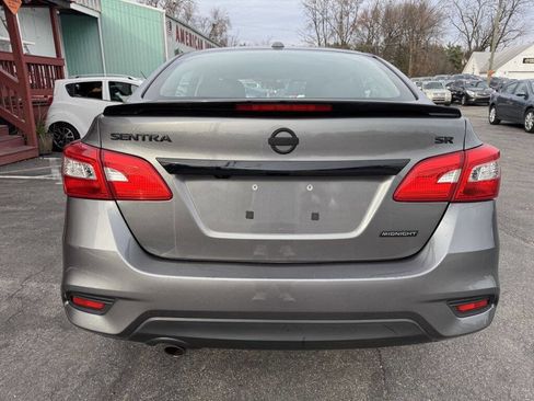 Used 2018 Nissan Sentra SR w/ SR Midnight Edition Package image 4