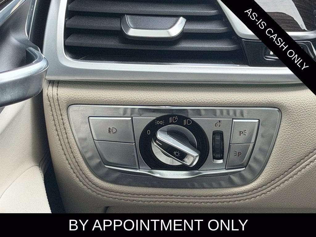 Used 2017 BMW 750i RWD image 19