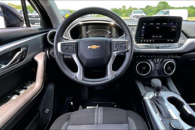 Used 2024 Chevrolet Blazer LT w/ Convenience Package FWD image 8