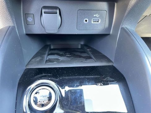 New 2025 Nissan Versa SV w/ Trunk Package image 19