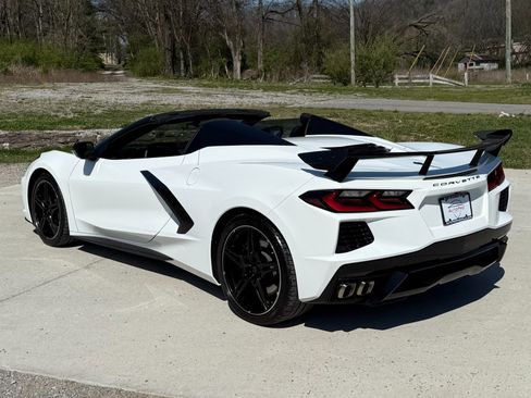 Used 2023 Chevrolet Corvette Stingray 3LT Z51 PERFORMANCE P w/ Z51 Performance Package image 11