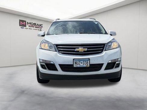 Used 2017 Chevrolet Traverse LT AWD/4WD image 3