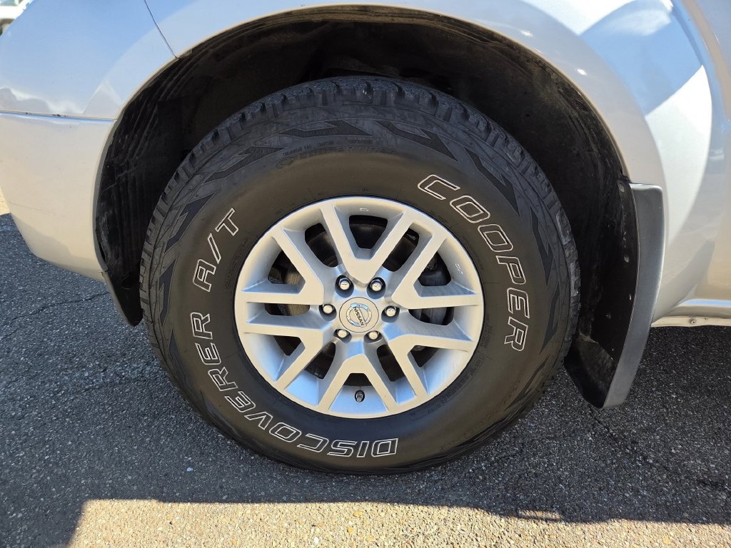 Used 2018 Nissan Frontier SV RWD image 31