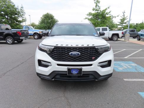 Used 2021 Ford Explorer ST w/ Equipment Group 401A AWD/4WD image 2