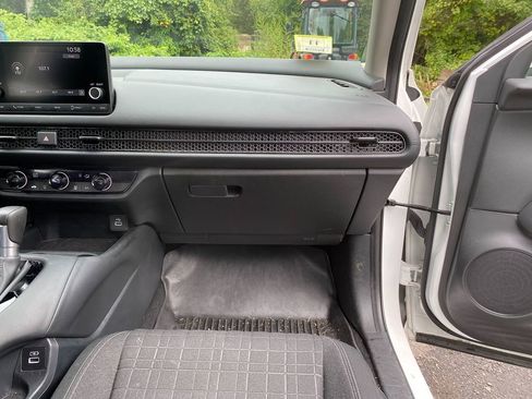 Used 2023 Honda HR-V LX image 28