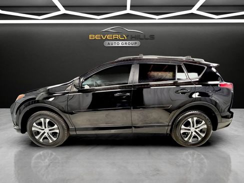 Used 2018 Toyota RAV4 LE w/ All Weather Liner Package AWD/4WD image 2