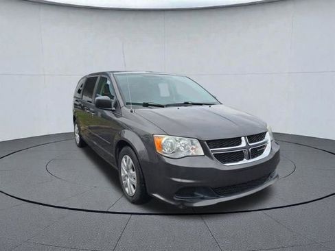 Used 2016 Dodge Grand Caravan SE w/ Quick Order Package 29E SE FWD image 7