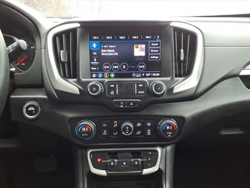 Used 2024 GMC Terrain SLT image 10