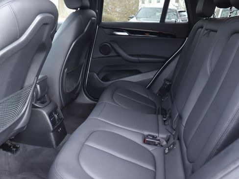 Used 2021 BMW X1 sDrive28i image 13