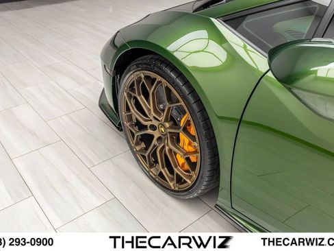 Used 2024 Lamborghini Huracan Tecnica RWD image 16