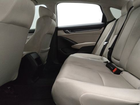 Used 2019 Honda Accord LX image 18