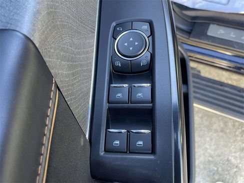 Used 2022 Ford F150 Platinum w/ Bed Utility Package image 16