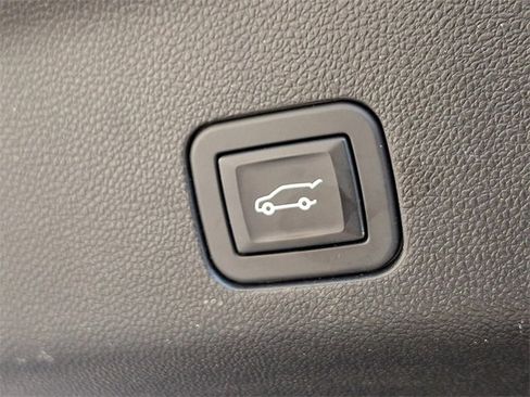 Certified 2024 GMC Yukon Denali w/ Denali Reserve Package image 38