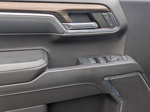 Used 2023 Chevrolet Silverado 1500 LT image 16