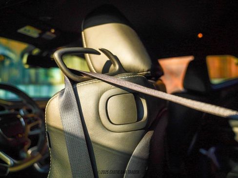 Used 2017 Dodge Challenger SRT Hellcat image 35