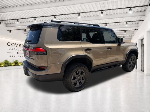 Used 2025 Lexus GX 550 AWD/4WD image 10