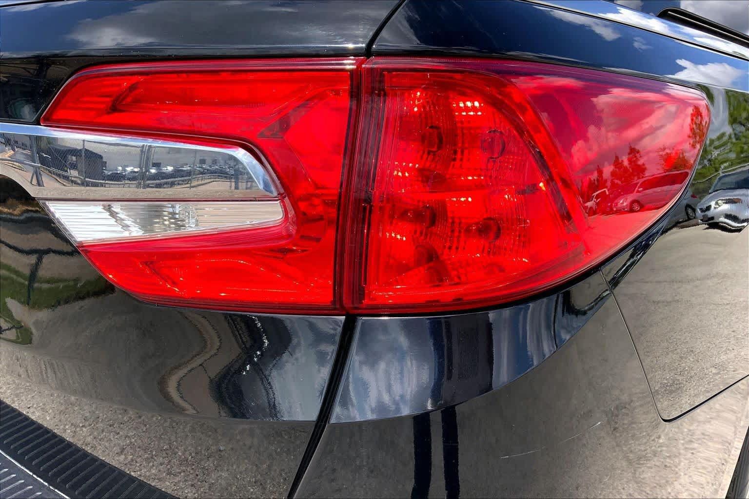 Used 2018 Honda Odyssey EX-L image 30