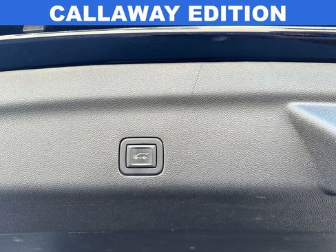 Used 2022 Cadillac Escalade Sport Platinum w/ LPO, ONYX Package AWD/4WD image 30
