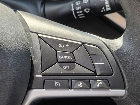 Used 2025 Nissan Altima 2.5 SV image 24