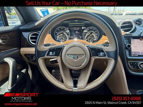 Used 2019 Bentley Bentayga AWD/4WD image 34