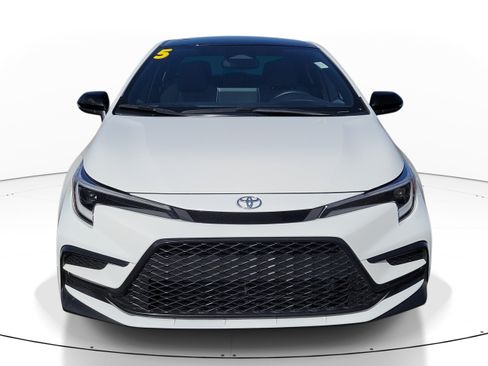 Used 2025 Toyota Corolla FX w/ Convenience Package FWD image 2