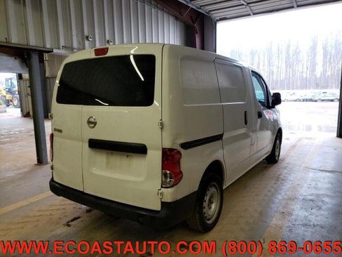 Used 2015 Nissan NV200 S image 2