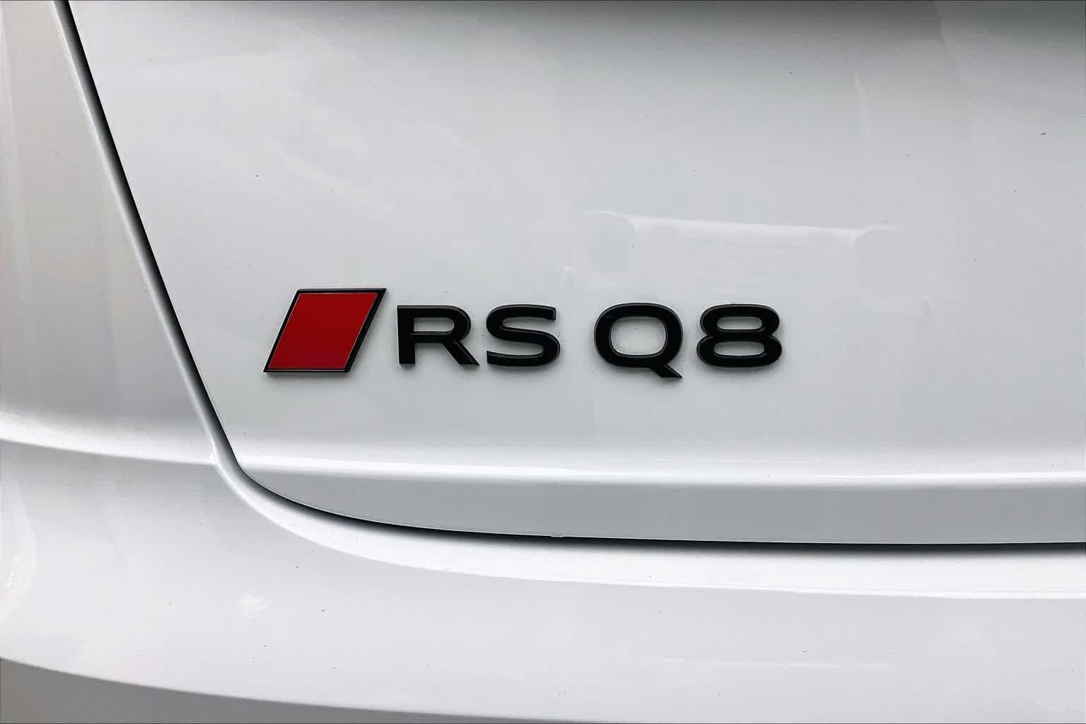 Certified 2026 Audi RS Q8 performance AWD/4WD image 32