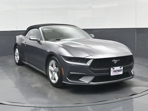 Used 2026 Ford Mustang Premium RWD image 1