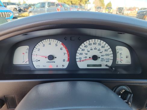 Used 2004 Toyota Tacoma 4x4 Xtracab V6 image 10