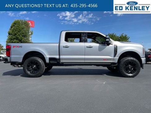 Used 2024 Ford F350 Platinum w/ FX4 Off-Road Package AWD/4WD image 33