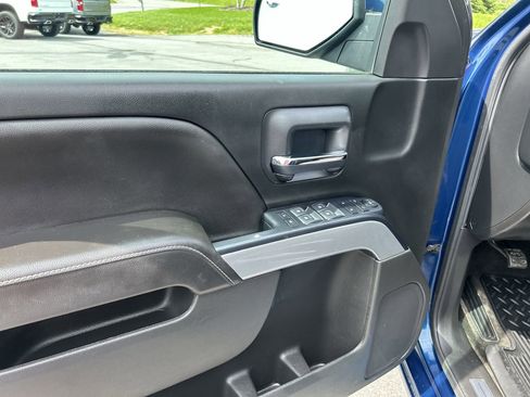 Used 2018 Chevrolet Silverado 1500 LT w/ All Star Edition AWD/4WD image 19