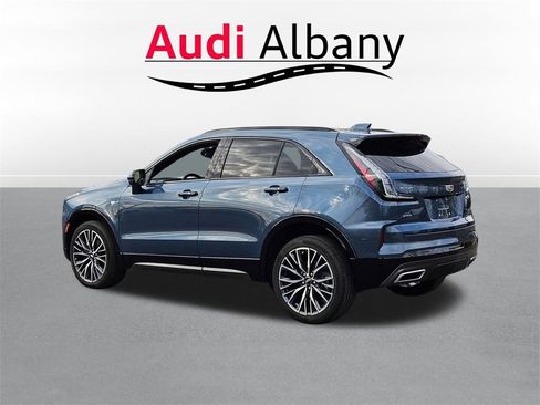 Used 2025 Cadillac XT4 Sport image 6