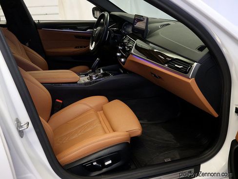 Certified 2023 BMW 530i xDrive w/ Premium Package AWD/4WD image 35