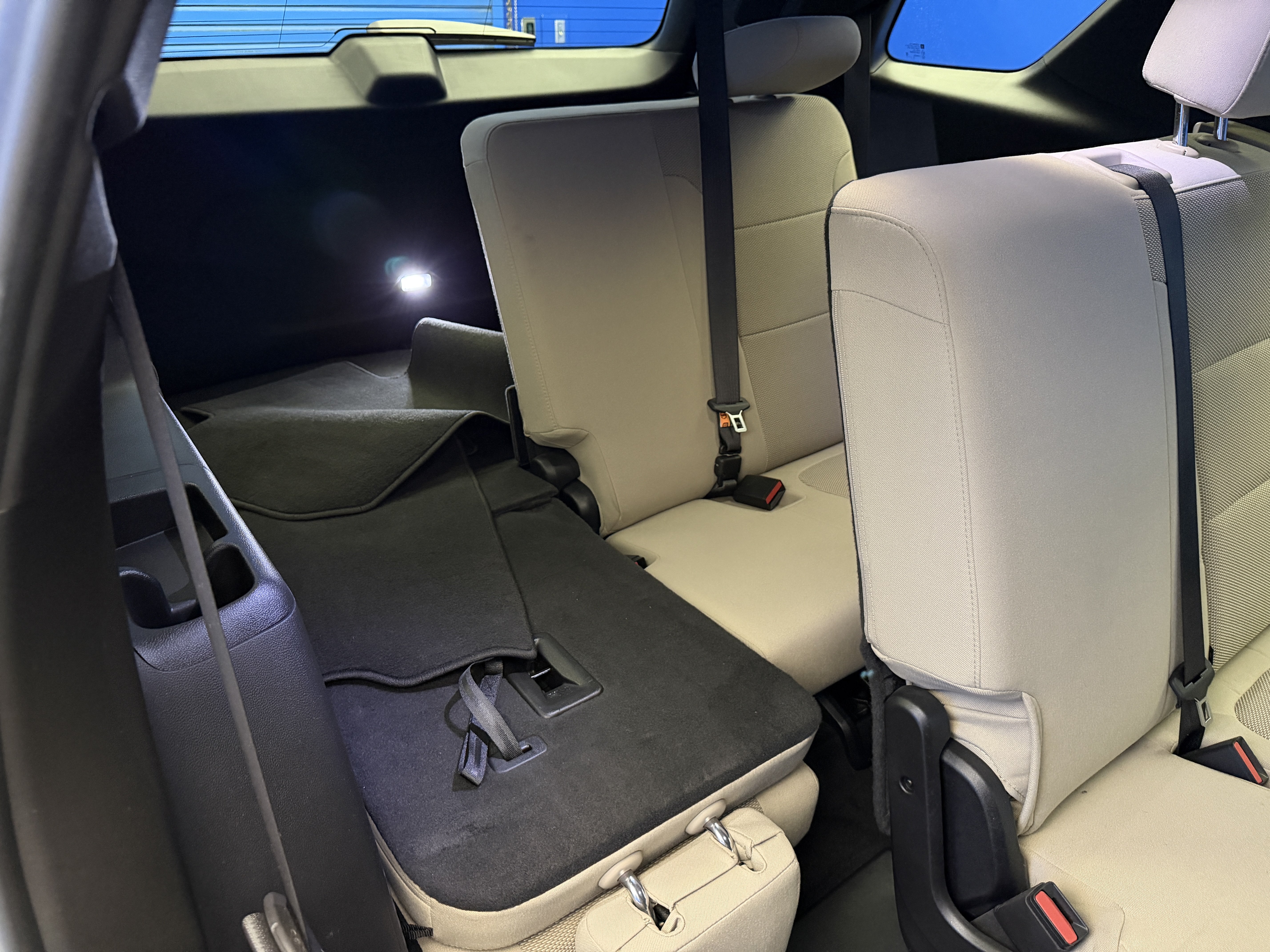 Used 2023 Chevrolet Traverse LS FWD image 25