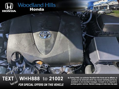 Used 2017 Toyota Sienna SE Premium FWD image 26