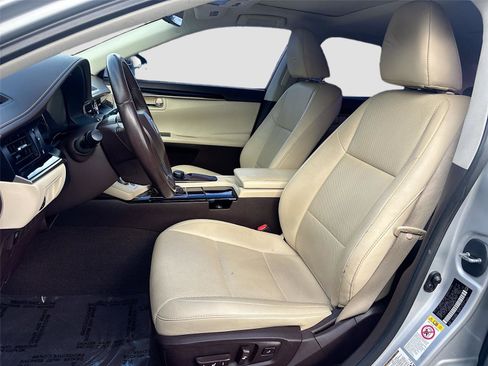 Used 2017 Lexus ES 350 w/ Accessory Package 2 image 20