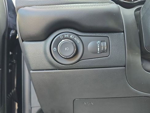 Used 2022 Dodge Durango GT image 30