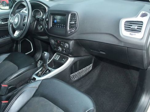 Used 2019 Jeep Compass Latitude w/ Popular Equipment Group image 22