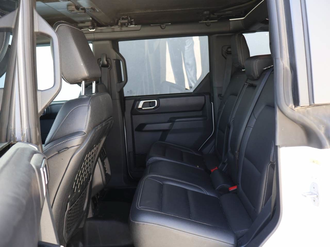 Used 2025 Ford Bronco Badlands AWD/4WD image 10