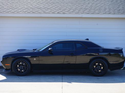 Used 2016 Dodge Challenger R/T Scat Pack image 13