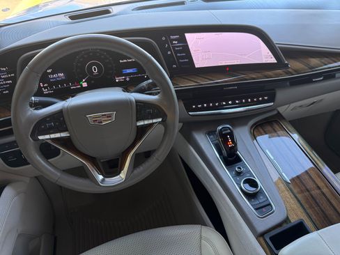 Used 2022 Cadillac Escalade Sport Platinum w/ LPO, ONYX Package image 68