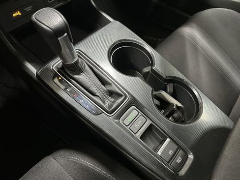 Used 2024 Honda Civic LX image 31