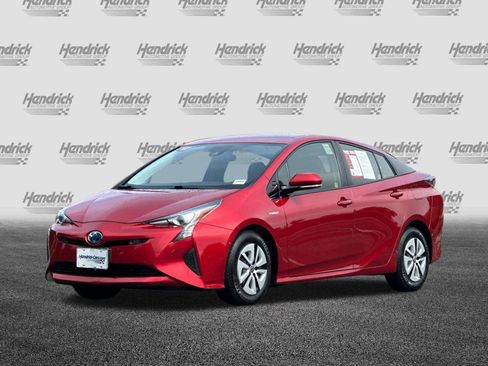 Used 2017 Toyota Prius Three FWD image 9