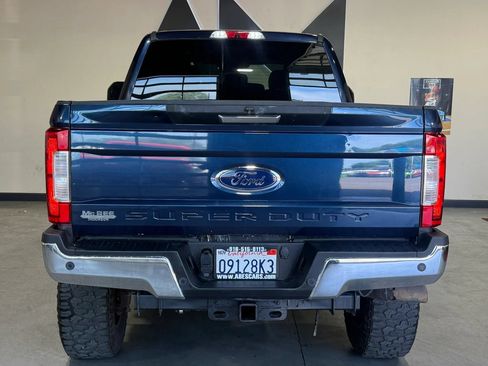 Used 2019 Ford F250 XLT w/ XLT Premium Package AWD/4WD image 5