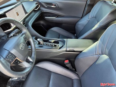 Certified 2023 Toyota Crown AWD/4WD image 21