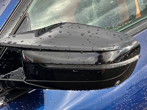 Used 2023 BMW M4 xDrive Competition image 55