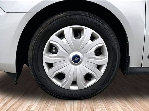 Used 2023 Ford Transit Connect XLT FWD image 8