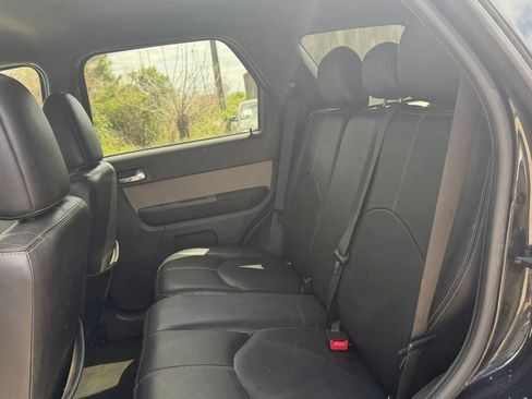 Used 2011 Mercury Mariner Premier FWD image 8