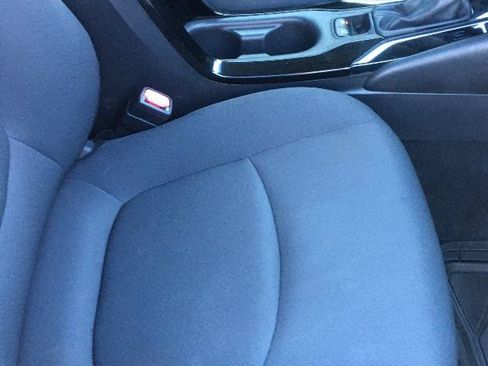 Used 2020 Toyota Corolla LE FWD image 15