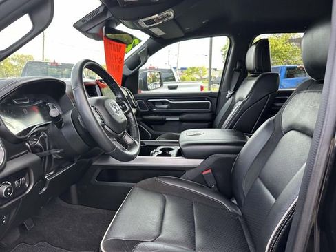 Used 2023 RAM 1500 Laramie AWD/4WD image 9